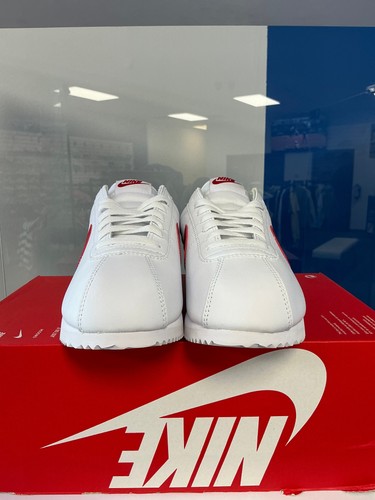 Size nike cortez - 6.5m/8w,